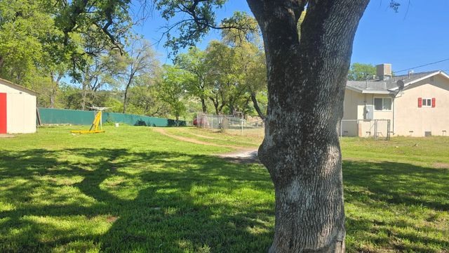 11592 Peoria, Browns Valley, CA 95918