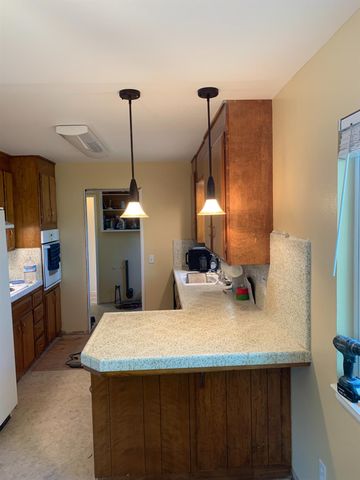 11592 Peoria, Browns Valley, CA 95918