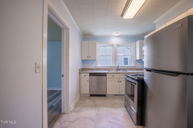 618 Hamilton Street, Johnson City, TN 37604