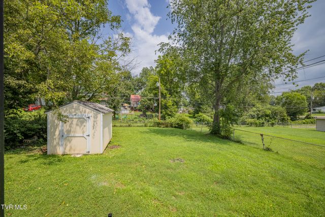618 Hamilton Street, Johnson City, TN 37604