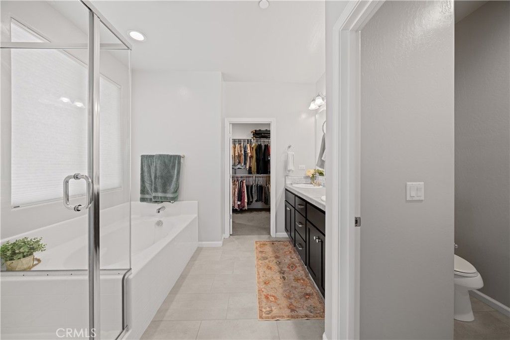 Image 21 of property listing at 227 Hammersmith, Bakersfield, CA 93314