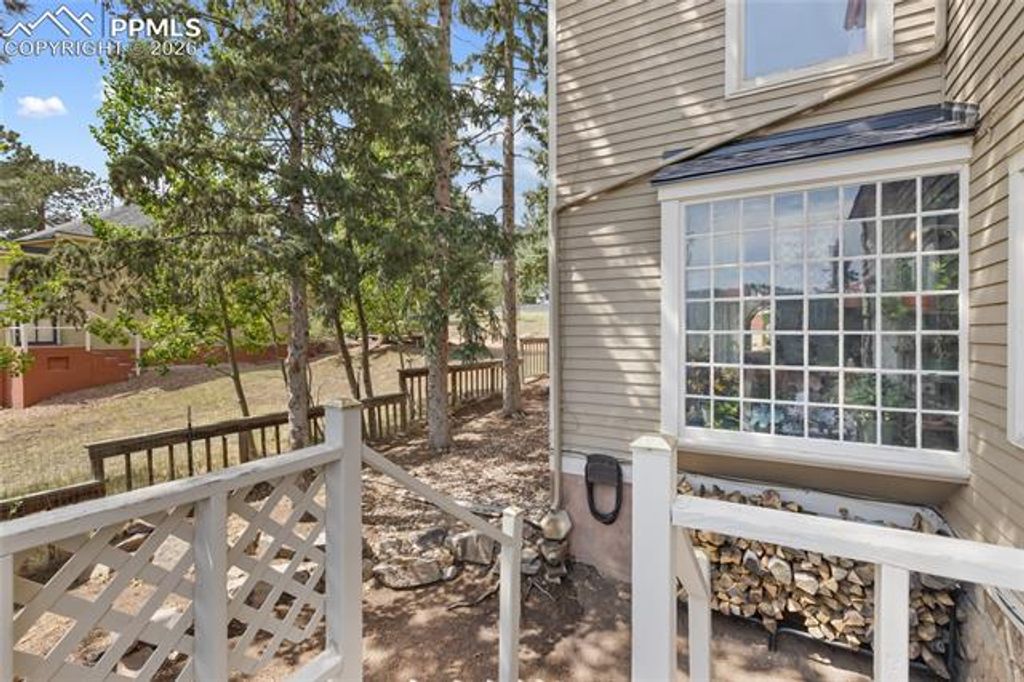 410 Lee Avenue, Victor, CO 80860 — photo 2