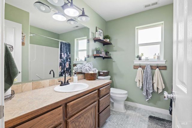 1509 N Cedar Street, Jerome, ID 83338