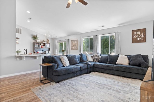 1509 N Cedar Street, Jerome, ID 83338