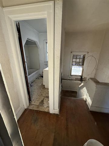 15893 Littlefield Street, Detroit, MI 48227