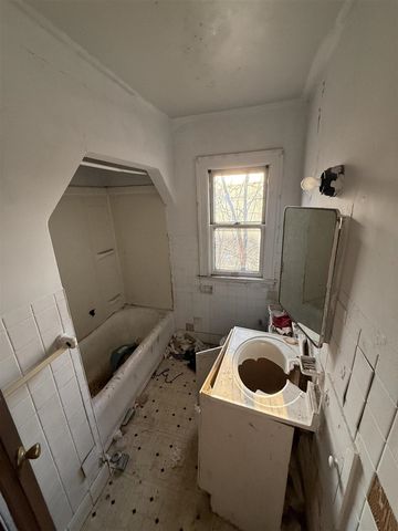 15893 Littlefield Street, Detroit, MI 48227