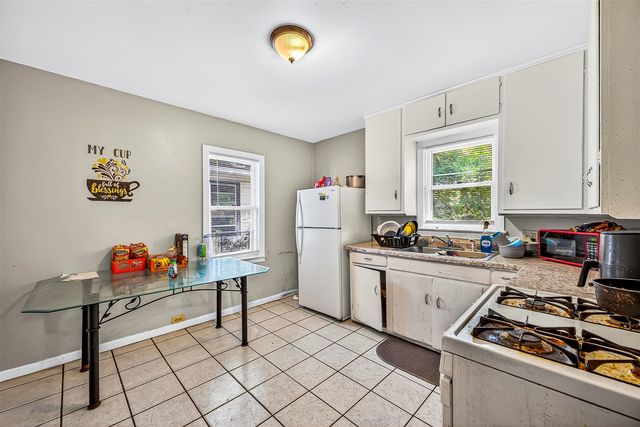 1916 Ray Street, Muskegon, MI 49442