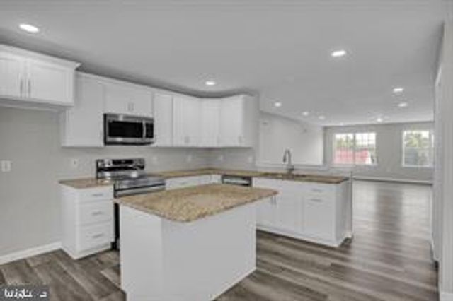 48 ROSALIES WAY, Temple, PA 19560