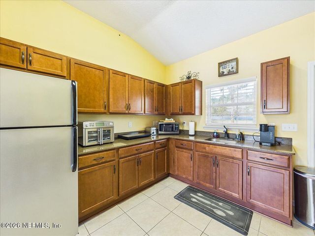 100 PILOTHOUSE Court, Palatka, FL 32177