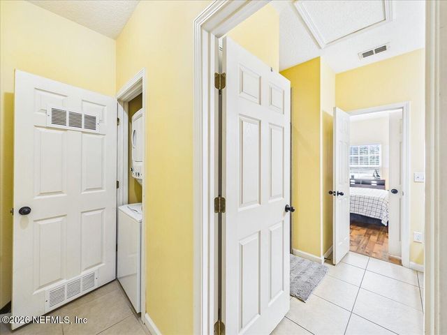 100 PILOTHOUSE Court, Palatka, FL 32177