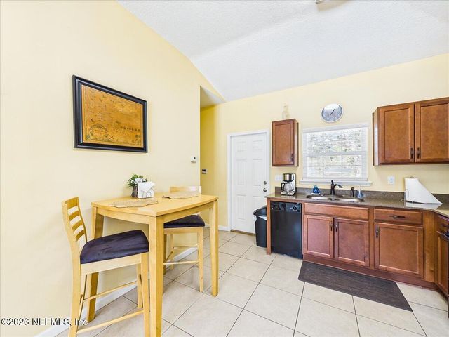 100 PILOTHOUSE Court, Palatka, FL 32177