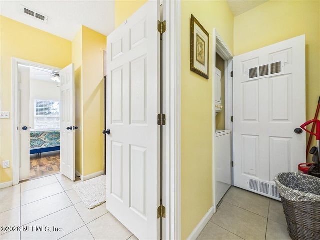 100 PILOTHOUSE Court, Palatka, FL 32177
