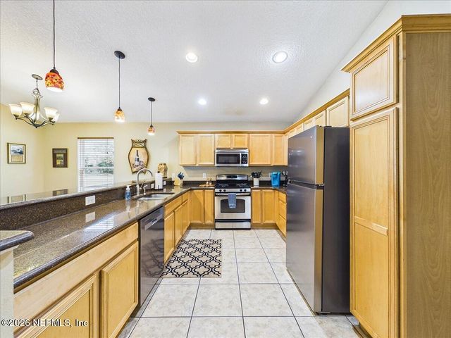 100 PILOTHOUSE Court, Palatka, FL 32177