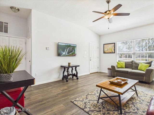 100 PILOTHOUSE Court, Palatka, FL 32177