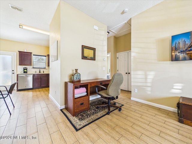 100 PILOTHOUSE Court, Palatka, FL 32177