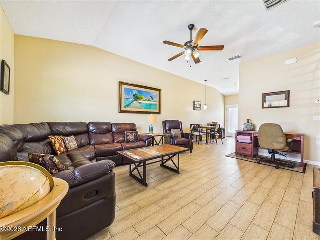 100 PILOTHOUSE Court, Palatka, FL 32177