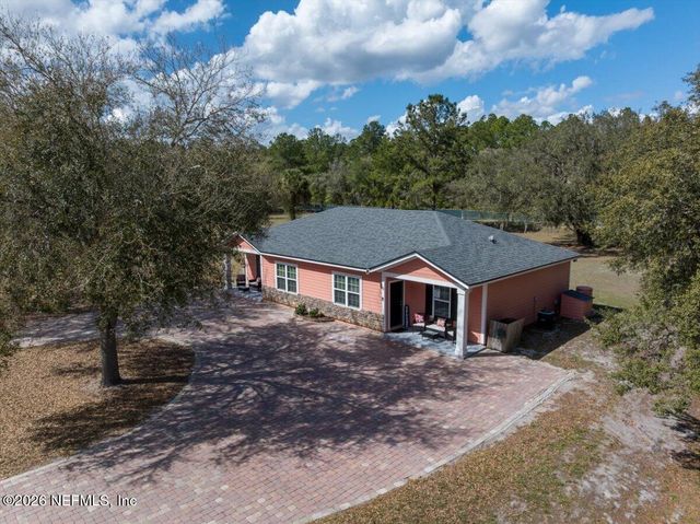 100 PILOTHOUSE Court, Palatka, FL 32177