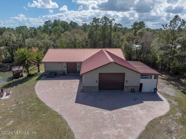 100 PILOTHOUSE Court, Palatka, FL 32177