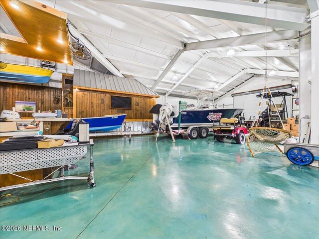 100 PILOTHOUSE Court, Palatka, FL 32177