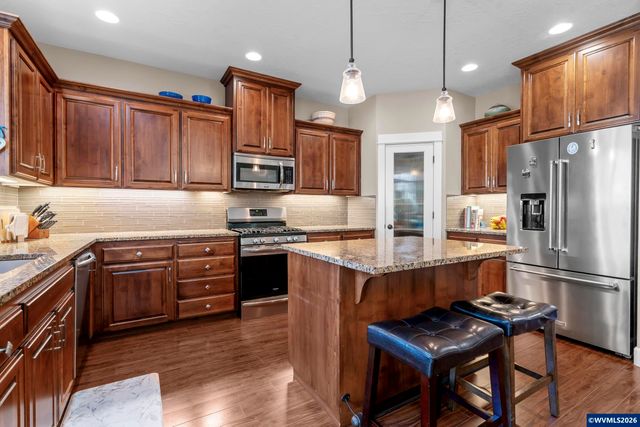 185 Muirfield Av SE, Salem, OR 97306