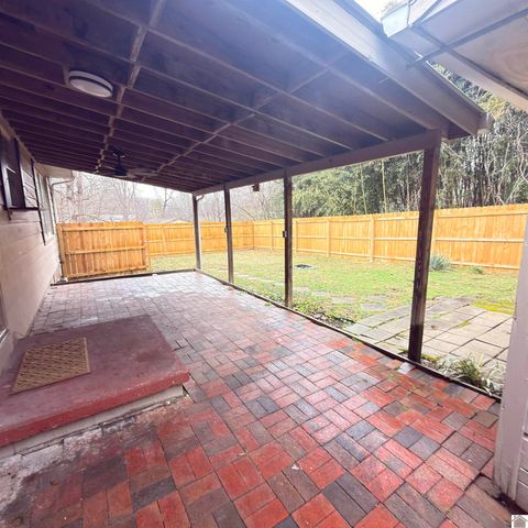 124 Division St, Grand Rivers, KY 42045