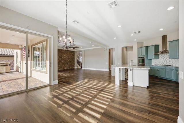 2901 Grande Arch Street, Henderson, NV 89044
