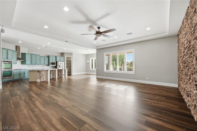 2901 Grande Arch Street, Henderson, NV 89044
