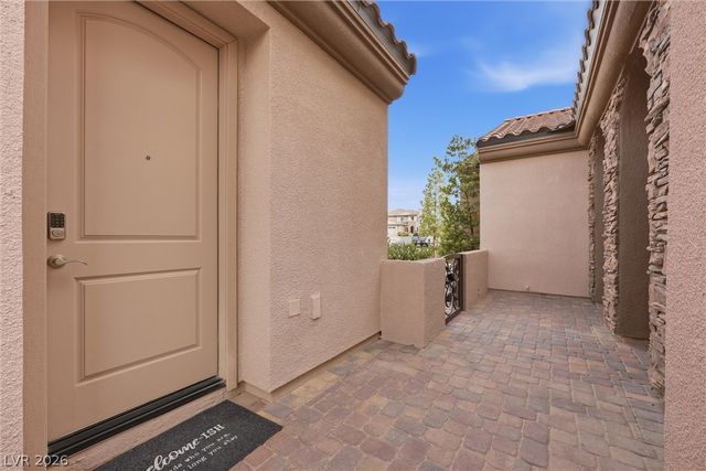 2901 Grande Arch Street, Henderson, NV 89044