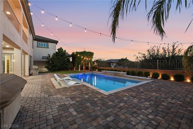 2901 Grande Arch Street, Henderson, NV 89044