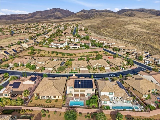 2901 Grande Arch Street, Henderson, NV 89044
