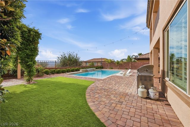 2901 Grande Arch Street, Henderson, NV 89044