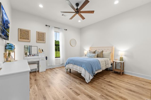 157 S Mt Olive Road, Vilonia, AR 72173
