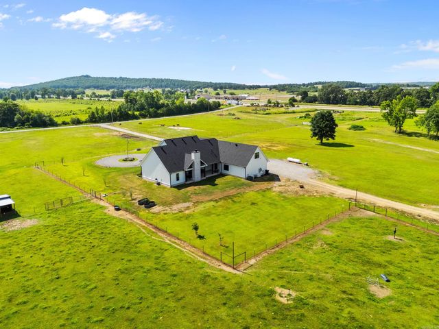 157 S Mt Olive Road, Vilonia, AR 72173