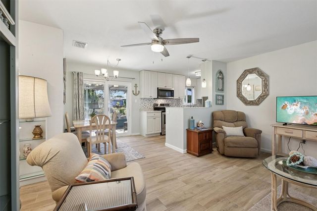 22203 CATHERINE AVENUE, Port Charlotte, FL 33952