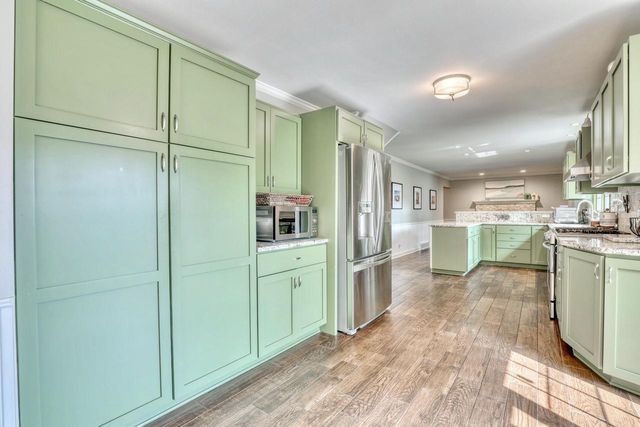 8246 Firwood LANE, Greendale, WI 53129
