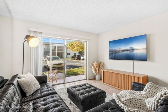 3025 Thrush Drive 107, Melbourne, FL 32935