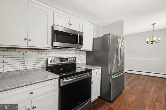 410 BERKSHIRE RD, Mechanicsburg, PA 17055