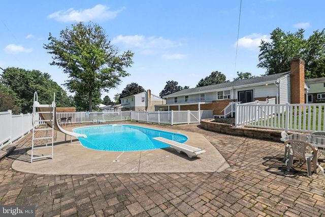 410 BERKSHIRE RD, Mechanicsburg, PA 17055