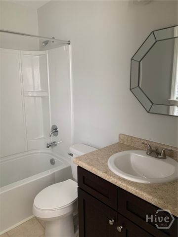 400 Tibet Avenue 13, Savannah, GA 31406