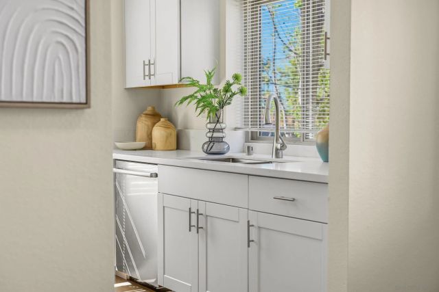 10620 Dabney Dr 172, San Diego, CA 92126