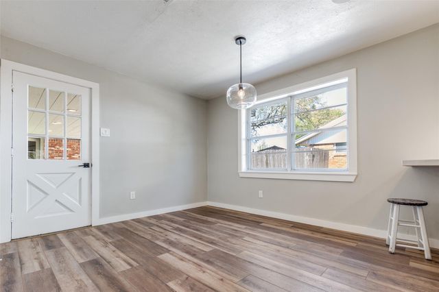 2406 Shelia Street, Pearland, TX 77581