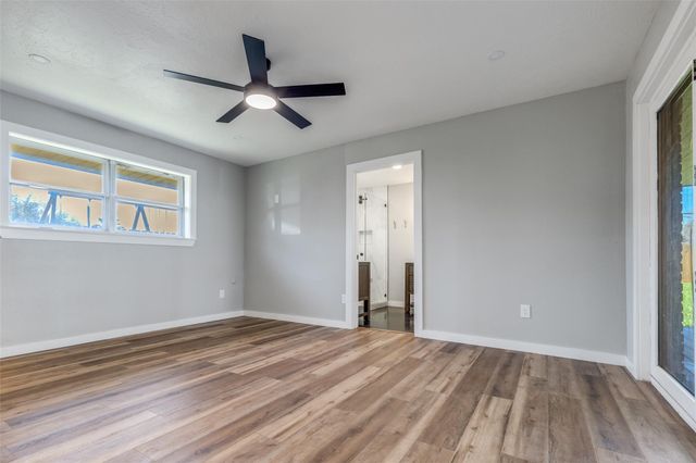 2406 Shelia Street, Pearland, TX 77581