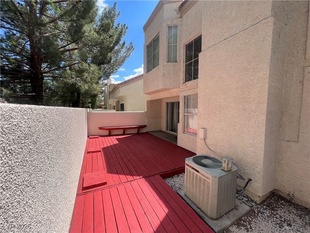 2628 Golden Sands Drive, Las Vegas, NV 89128