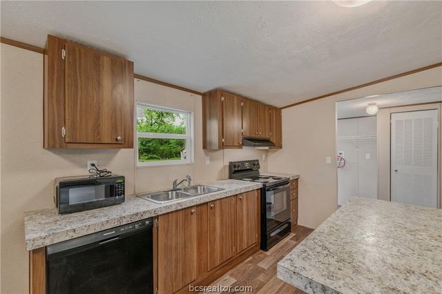 11426 Woodglen, Bryan, TX 77808