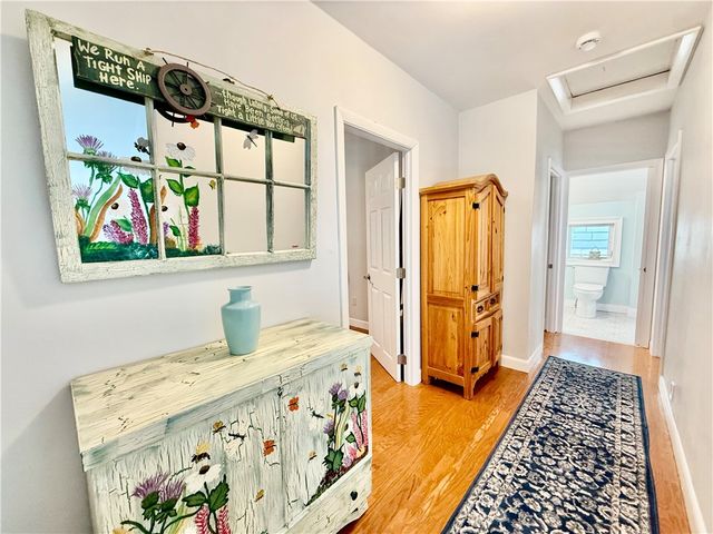 18 Carey Street, Newport, RI 02840