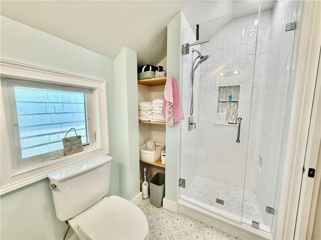18 Carey Street, Newport, RI 02840