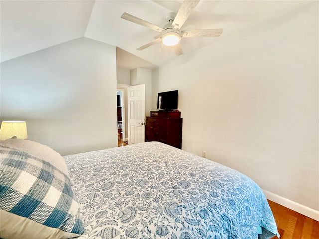 18 Carey Street, Newport, RI 02840