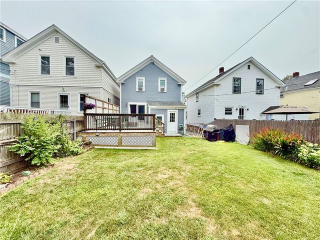 18 Carey Street, Newport, RI 02840