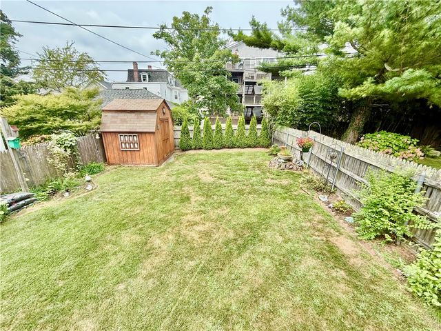 18 Carey Street, Newport, RI 02840