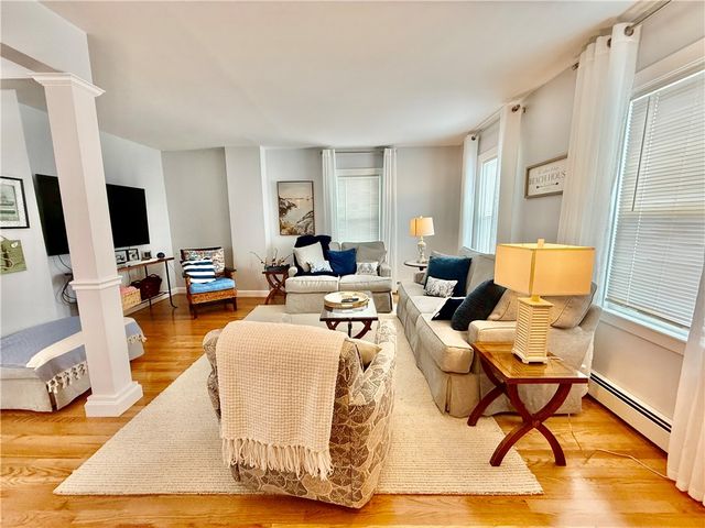 18 Carey Street, Newport, RI 02840